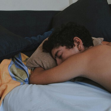 La necesidad de los hombres por dormir bien viene con un gran problema: medirlo todo les está quitando el sueño