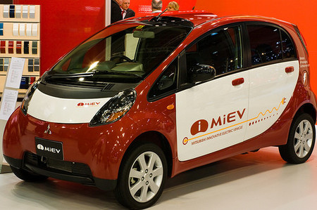590 millones de euros para subvencionar los coches eléctricos