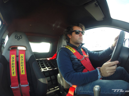 Abarth 695 Biposto Bmw M2 Motorpasion 44