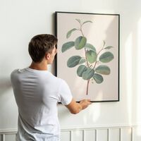 Adiós a usar el taladro en casa: cinco soluciones baratas para colgar cuadros sin esfuerzo