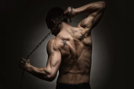 Entrena y fortalece tu espalda en casa