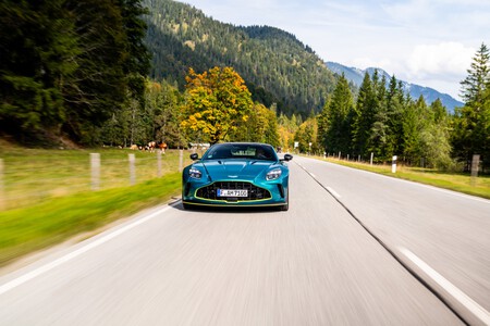 Prueba 2024 Aston Martin Vantage 13