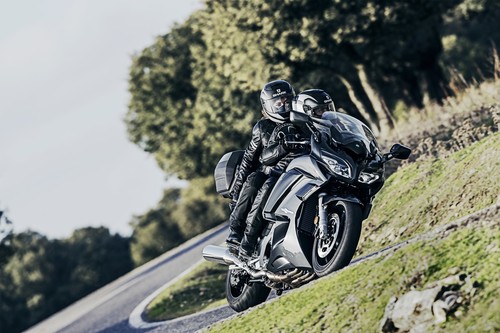 Yamaha FJR 1300, rendimiento deportivo para trayectos largos