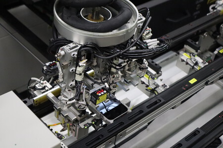 Aunque no lo parezca, ahí se está probando la cámara | Imagen: Xataka