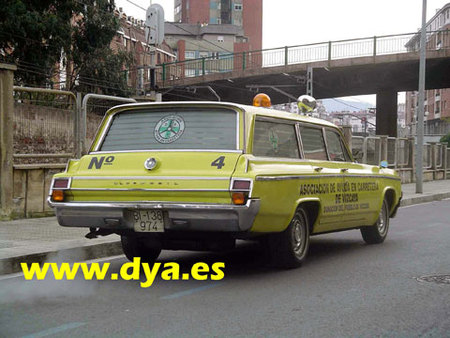 La ambulancia Nº 4 del DYA, un clásico de nuestras carreteras