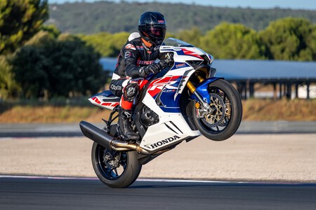 Honda Cbr1000rr R Sp Fireblade 30th Anniversary 2022006