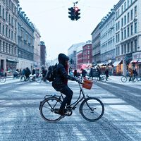 Si vas a trabajar en bici en vez de coche, en Suecia te regalan ruedas de invierno