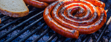 Chistorra: cómo se hace, cómo elegir la mejor y 11 recetas para disfrutarla a tope