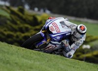 MotoGP Australia 2010: lluvia y viento para Bradley Smith, Alex de Angelis y Jorge Lorenzo en los primeros libres del GP de Australia