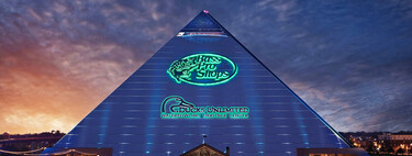 Esta pirámide esconde un centro comercial con caimanes en su interior. Es el templo que demuestra que MrBeast se equivoca