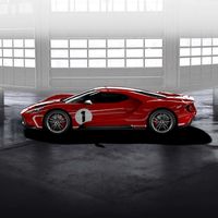 Único y sublime. Ford homenajea las bodas de oro de su victoria en Le Mans con el GT '67 Heritage Edition