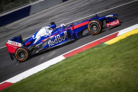 Dani Pedrosa alucina con el Fórmula 1 de Toro Rosso: "El F1 es un avión y la MotoGP un caballo"