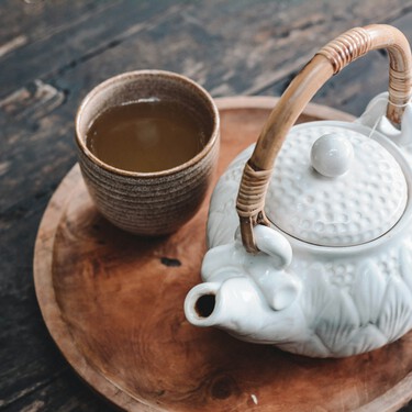 Este cacharro hierve agua en segundos para preparar té o café rápidamente y sin esperas