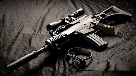 Delta Six, una réplica de arma que funciona como mando FPS