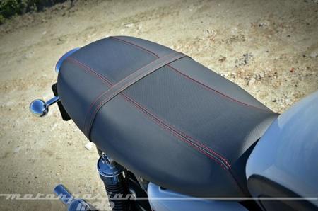 Triumph Bonneville T214 033