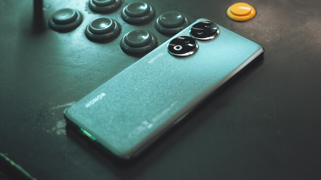 Honor90