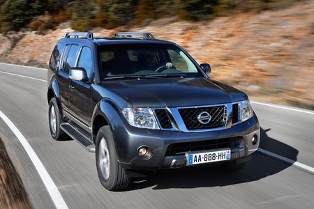 Nissan Pathfinder y Navara 3.0 V6 dci 231 CV
