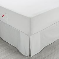 En Amazon podemos hacernos con una funda de colchón impermeable Pikolin desde 29,98 euros con envío gratis