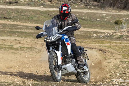 Aprilia Tuareg 660 2022 Prueba 014