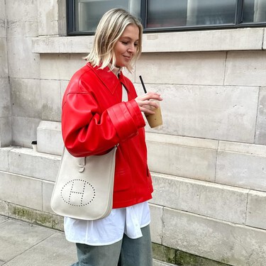 Adidas triunfa con sus nuevas zapatillas color tiramisú de ante que mejoran a las Samba 