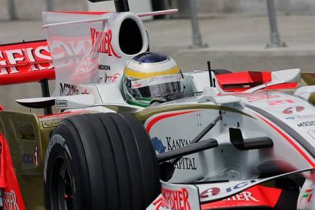 Force India sigue desarrollando el VJM01 sin rendirse