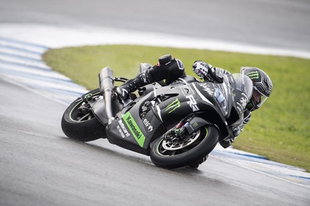 Jonathan Rea debuta mandando en los test de Superbikes y frena las aspiraciones de Honda en Jerez