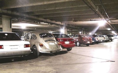 Olvida Su Auto En Un Estacionamiento 2