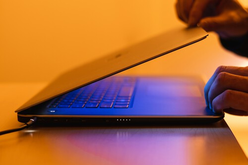 Laptop