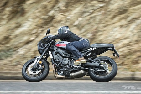 Yamaha Xsr900 Abarth 2017 002