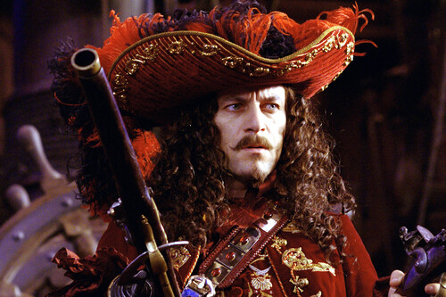 Jason Isaacs