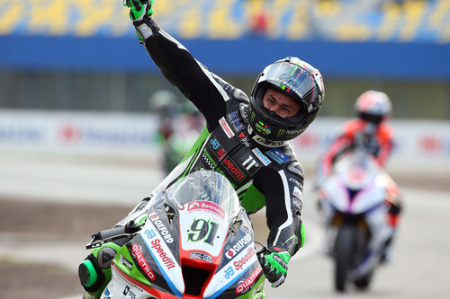 Leon Haslam, el renacido, vuelve a Superbike tras romper la maldición del BSB