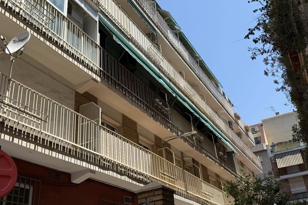 Así nos dijo el instalador que usáramos el toldo y poca gente lo hace: durará más tiempo y no perderá el color