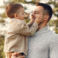 La ciencia ya lo ha confirmado: el cerebro de los padres también cambia al tener hijos