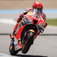 La milagrosa salvada de Marc Márquez para rozar el podio en Jerez: "Cuando estaba en el suelo, el público me levantó" 