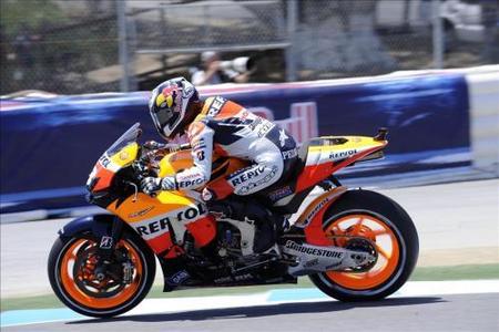 Dani Pedrosa vence contundentemente en Laguna Seca