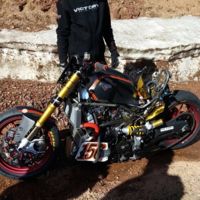 Victory Project 156, moto estrellada, piloto bien, participación en duda