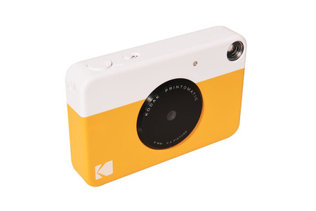 Kodak sorprende con Printomatic, una nueva cámara instantánea