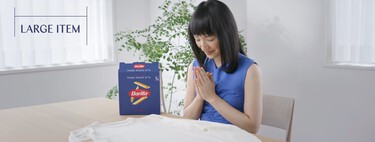 Las cajas de alimentos vacías son tan buenas para envíos/doblar ropa que hasta Marie Kondo las está usando 