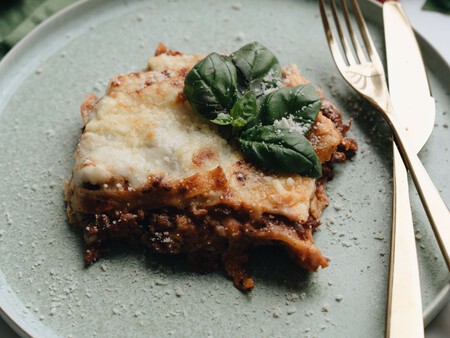 El Chef Luis Monroy de Italianni’s comparte sus mejores consejos para preparar una lasaña irresistible