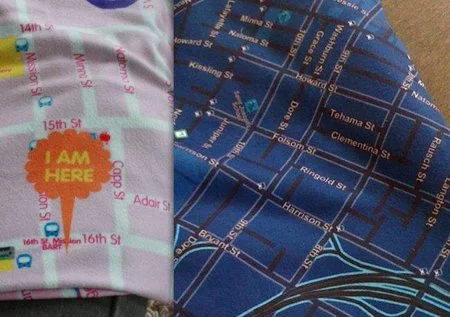 Mantas con mapas estampados