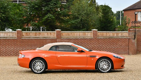 Db9 Volante
