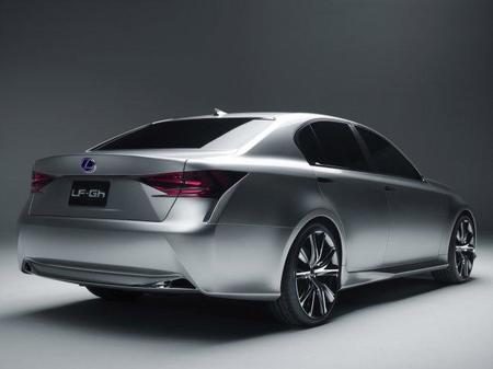 Trasera del Lexus LF-Gh Completa