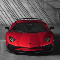 Este es el vídeo que necesitas para terminar el día relajado: Lamborghini Aventador SV a fondo en la Isla de Man