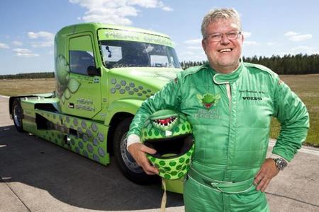 Un camión Volvo híbrido de auténtico récord