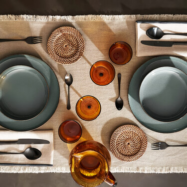 Parece de Zara Home, pero es de Alcampo: la vajilla moderna y atemporal perfecta para comer a diario con mucho estilo 