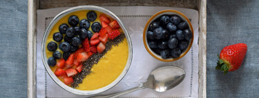 Con sólo cinco ingredientes y en minutos puedes preparar este desayuno antiinflamatorio y rico en proteínas 