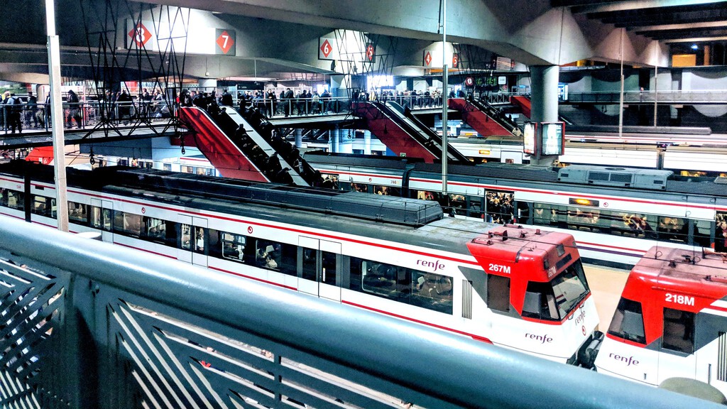 Desde hoy ya se puede viajar gratis en tren en España: cómo hacerlo y qué trenes estarán disponibles