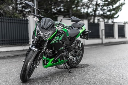 Kawasaki Z300, toma de contacto (características)