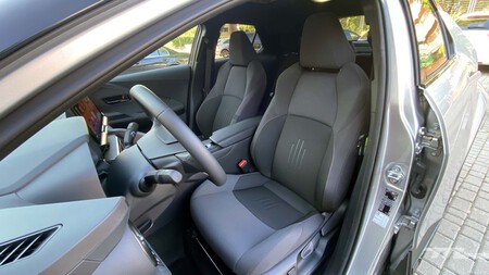 Toyota C Hr Phev 2024 Mop 28