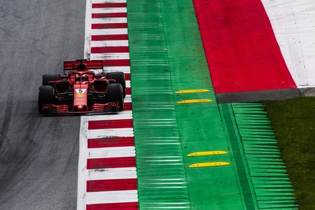 Este bloqueo de Sebatian Vettel a Carlos Sainz durante la clasificación del GP de Austria le cuesta 3 posiciones